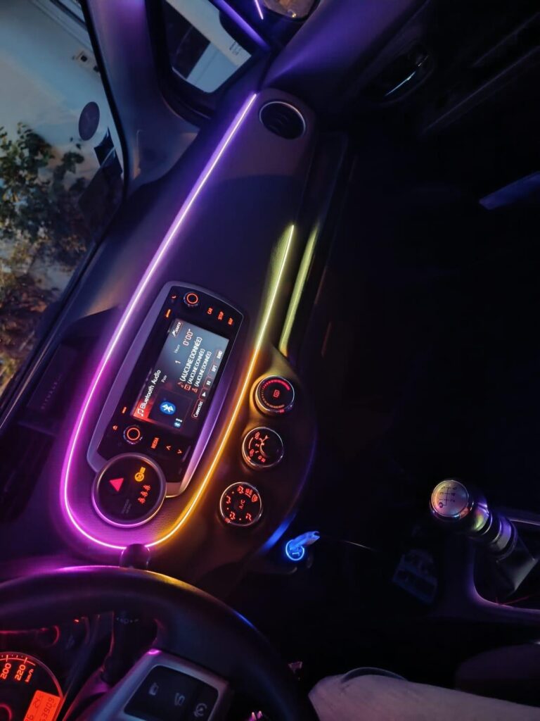 HardLightr Araç İçi Ambiyans
